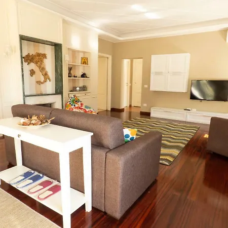 Della Rose Holiday home *
