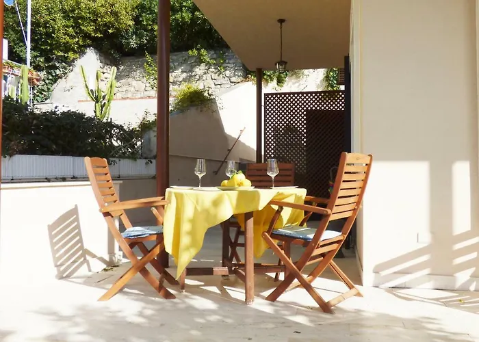 Holiday home Della Rose *